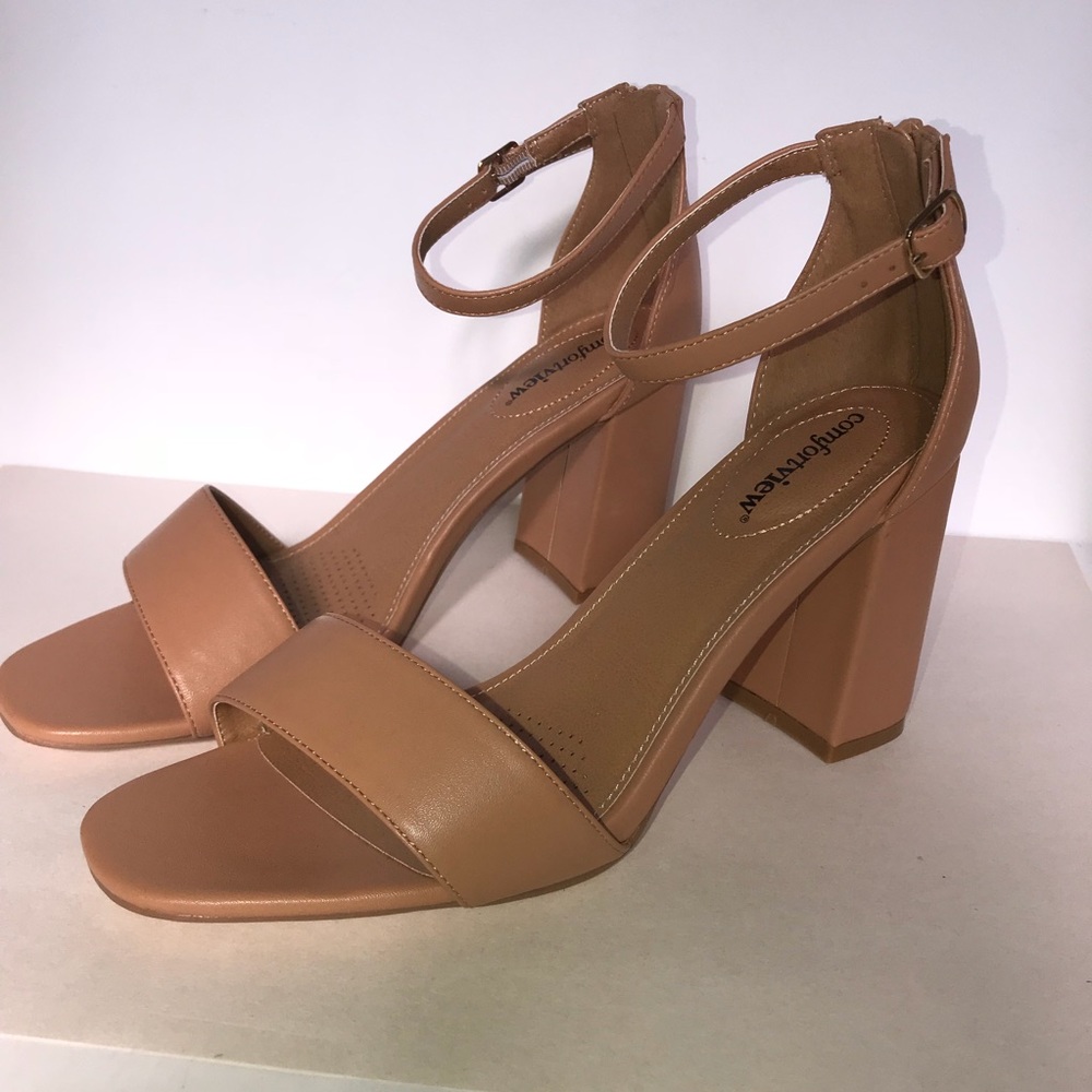 Belle Heeled Sandals By Comfortview Size 10-1/2